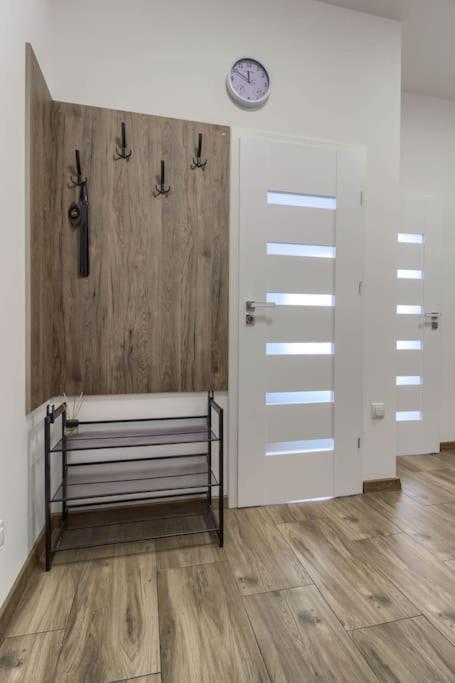 ורשה Geodezyjna'70 Cozy Rooms P1 מראה חיצוני תמונה