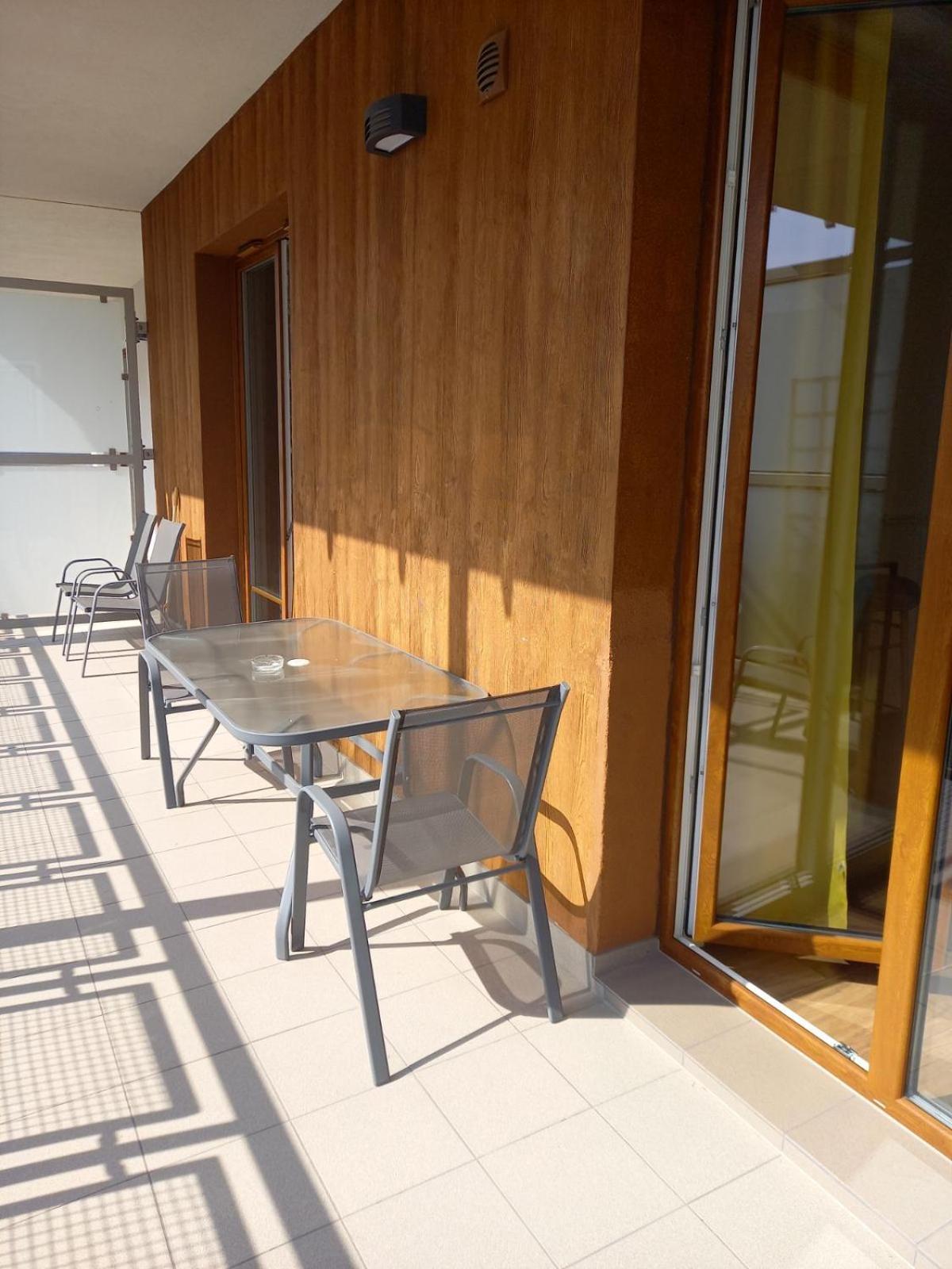 ורשה Geodezyjna'70 Cozy Rooms P1 מראה חיצוני תמונה